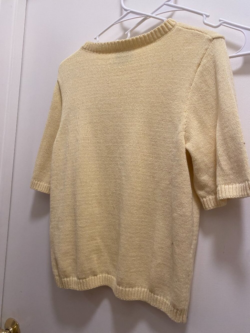 All clothes - Picture 3 of 16